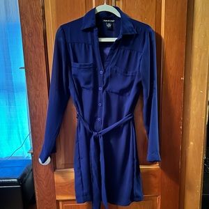 Shirt dress with belt